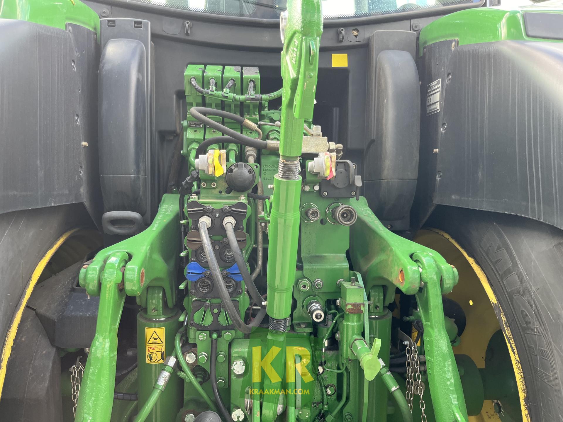 John Deere Tractoren 6215R (RL) #30502 - Kraakman